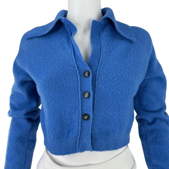 Nanushka NEW Josi Spread Collar Merino Wool V Neck Crop Cardigan in Blue Size XS - Picture 4 of 8